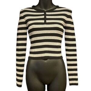 ROMWE Black & Gray Striped Henley Cropped Sweater Women’s Medium
